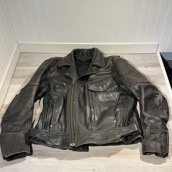 Leather Motorcycle Jacket Size XL? 42 Chest - HEAVY Back/Elbow/Forearm Pads